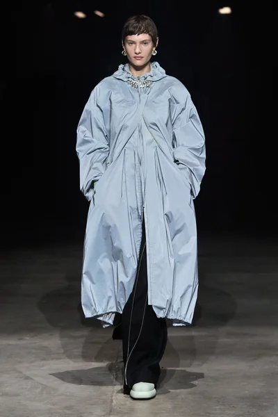 Look 44
